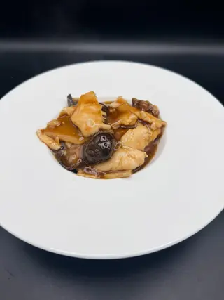 056 - Maiale con funghi e bambu