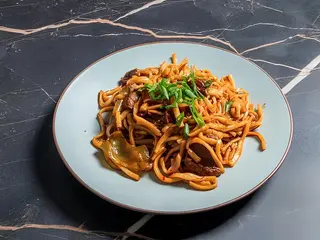 Жареный лагман (400г)