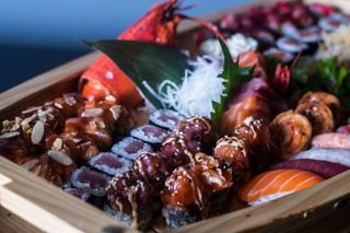 Sushi sashimi mix 30 pezzi