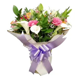 Mixed flowers Standing Bouquet