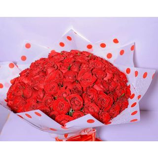 100 Red Roses
