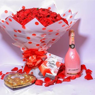 100 Red Roses, Jp Chenet, Chocolate