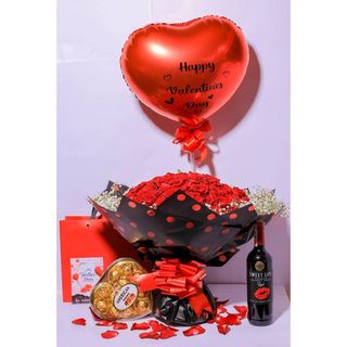100 Red Roses, Sweetlips, Chocolate, Balloon