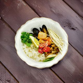 Том-ям с морепродуктами(680г)