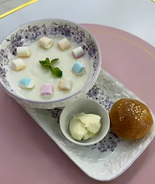 Манная каша с маршмеллоу (250г)