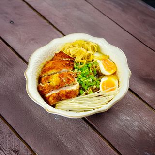Рамён с хрустящим цыпленком(600г)
