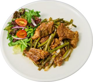 Бараньи ребра с чесночными стрелками (500г)