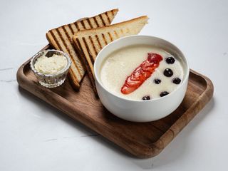 Манная каша на кокосовом молоке (240г)