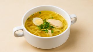 Суп лапша куриная (350мл)