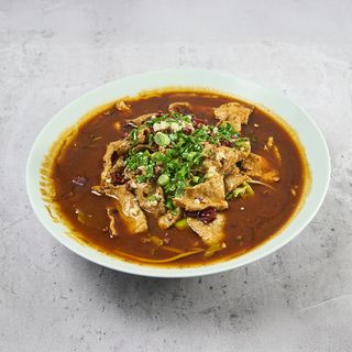 水煮牛肉 Kuvana govedina u ljutoj supi