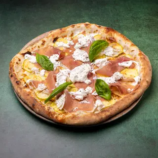 Pizza Una speck e zucchini
