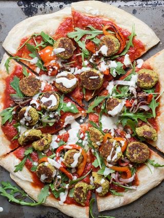 Falafel pizza