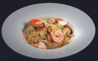 123 Riso saltato con frutti di mare