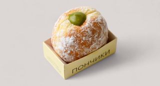 Пончик с матчей 