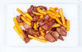 Фри с мясом из говядины (500г)