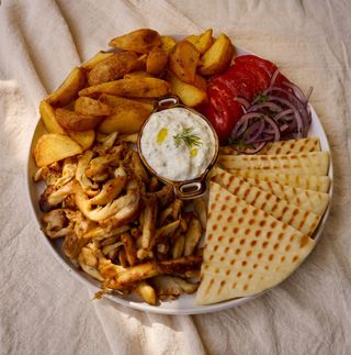 Открытый гирос на двоих с курицей (770г)
