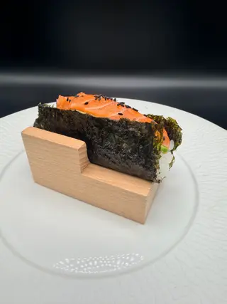 139 - Temaki sake