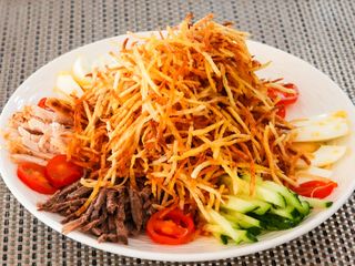 Праздничный салат (300г)