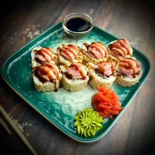 Запеченный с угрем (380г)