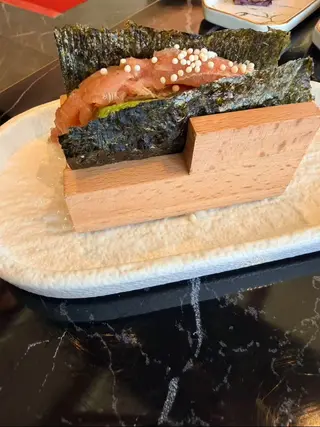 140 - Temaki tonno