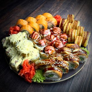 Сет ролл на компанию (4-5 персон) (1.7кг)