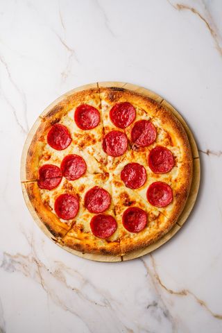 Пицца пепперони (500г)