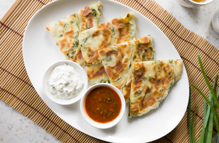 Лепешки с зеленым луком (200г)