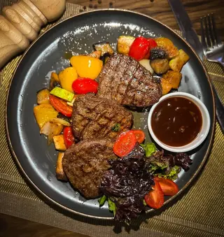 Медальоны с овощами (550г)
