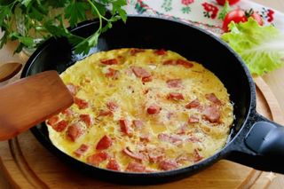 Шұжық қосылған омлет (200г)