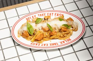 Фетучини с лососем (300г)