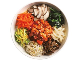 Пулькоги пибимпаб с жареной курицей в остром соусе(450г)