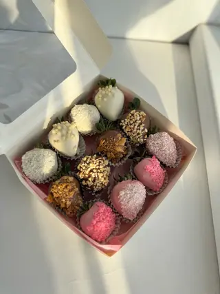 Клубника в шоколаде (12шт/360г)