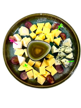 Ассорти сыров (600г)