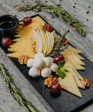 Сырное плато (360г)