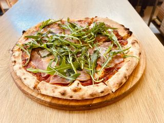 Pizza Rukola i pršuta