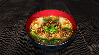 Лапша с томленой говядиной (400мл)