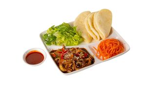 Гуа Бао с курицей (300г)