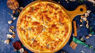 Пицца "Сырная" (500г)