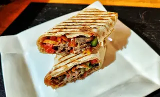 Шаурма с говядиной средняя (350г)