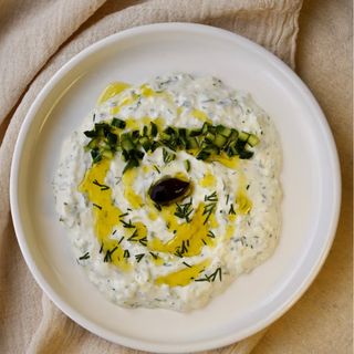 Соус Дзадзики (200г)