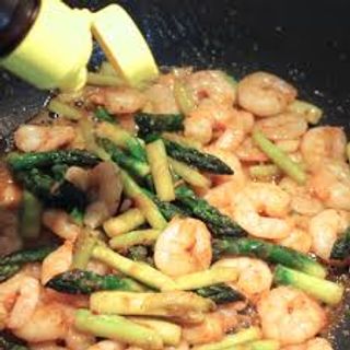 19a. Gamberetti con asparagi