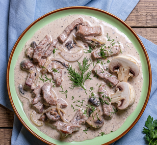 Бефстроганов с грибами (150 г)