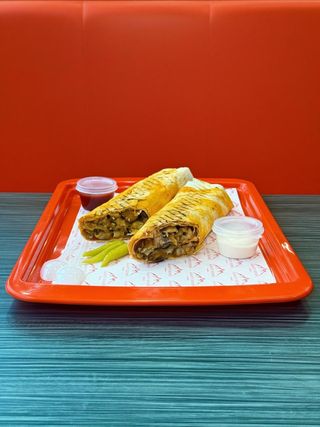 Донер в лаваше говяжий (300г)