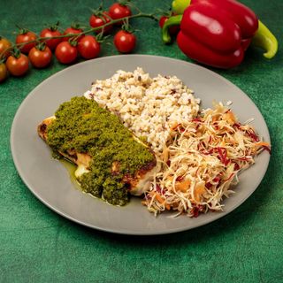 Punjena piletina i pesto sos