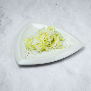 Sveža kupus salata
