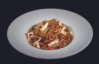 223 Yaki soia con pollo e verdure