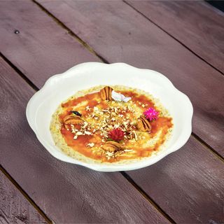 Овсяная каша с солёной карамелью и орехом пекан (450г)