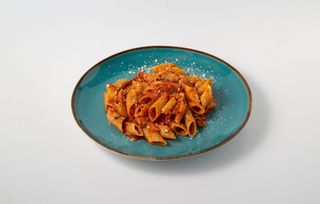 Пенне с семгой (330г)