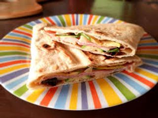 Piadina zucchine e formaggio