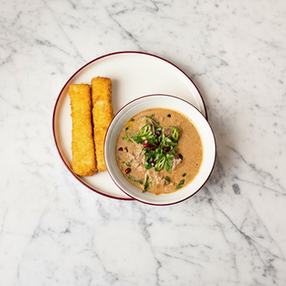 მეგრული ხარჩო დაბრაწული ელარჯით